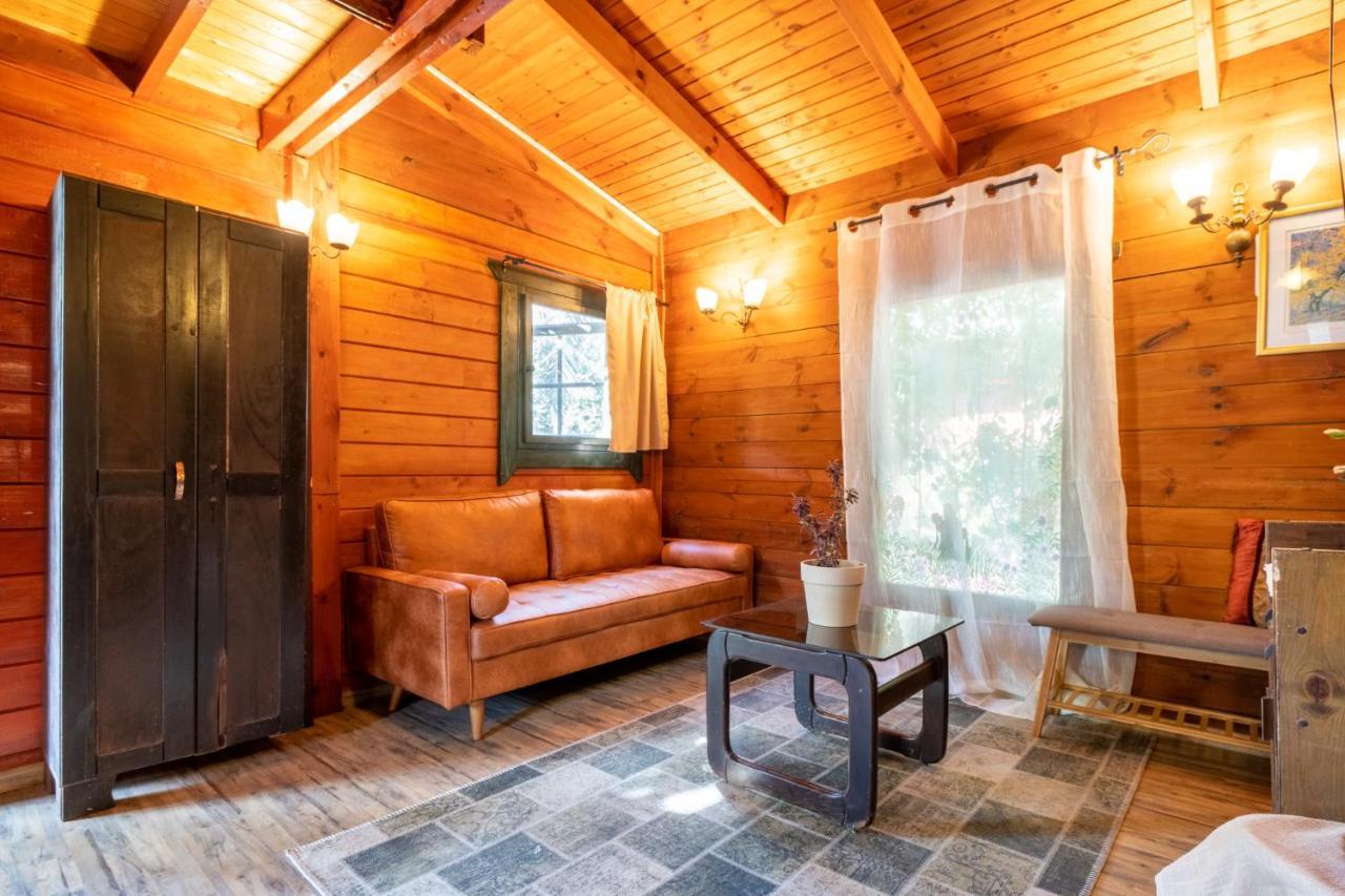Family Cabin Menahemya Exterior photo